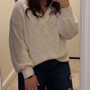 AE Cream V-Neck Knit Sweater